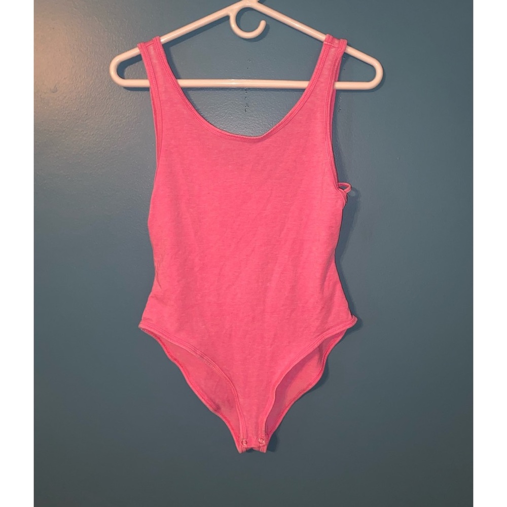 HOT PINK BODYSUIT